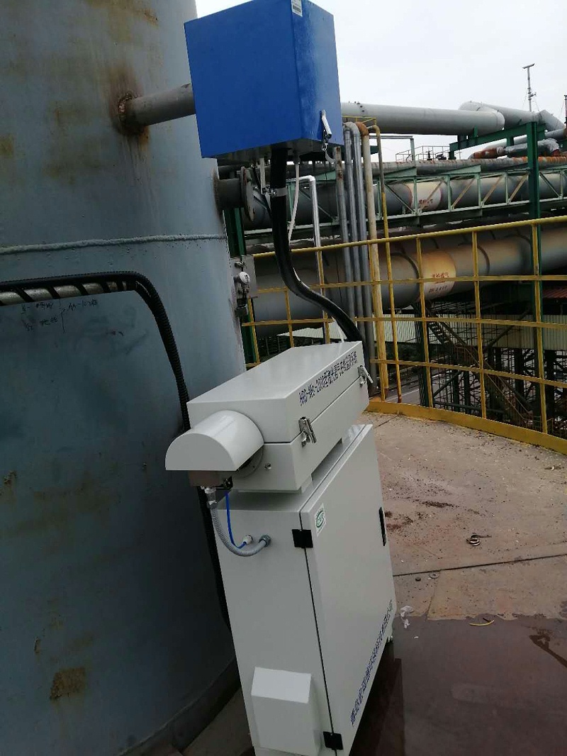 氨逃逸在線監(jiān)測(cè)系統(tǒng)安裝現(xiàn)場(chǎng)